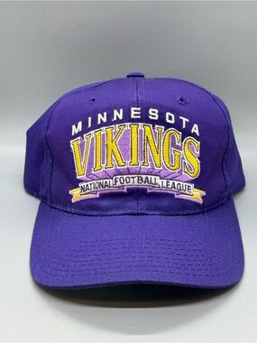 Vtg. 90’s Starter NFL Minnesota Vikings Snap Back Hat